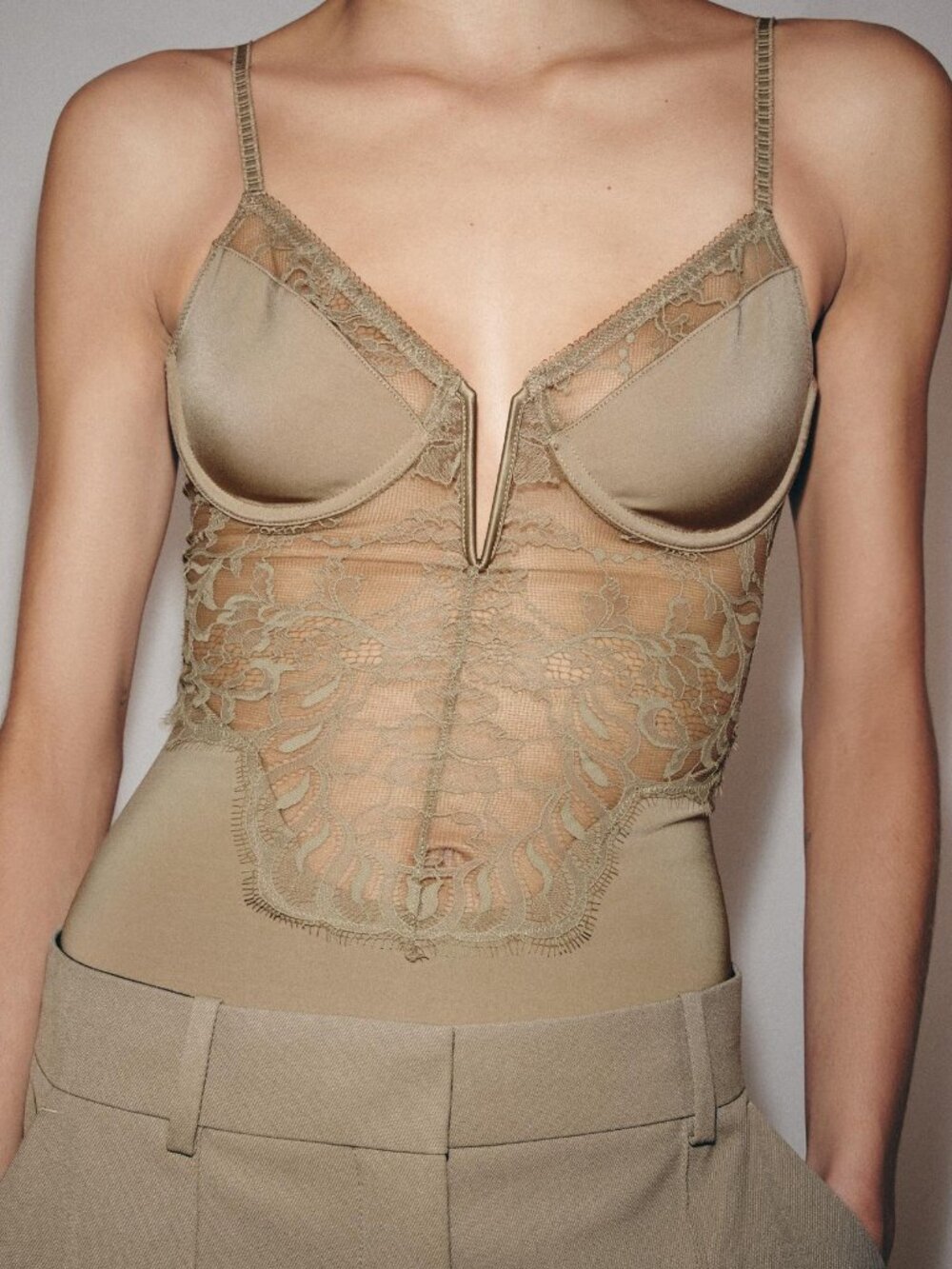 ZARA LACE POLYAMIDE BODYSUIT